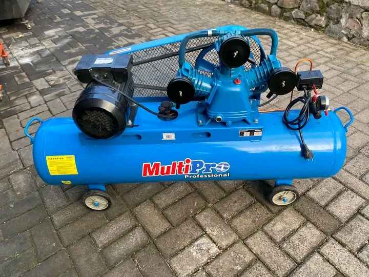 Vapor Blasting Gun